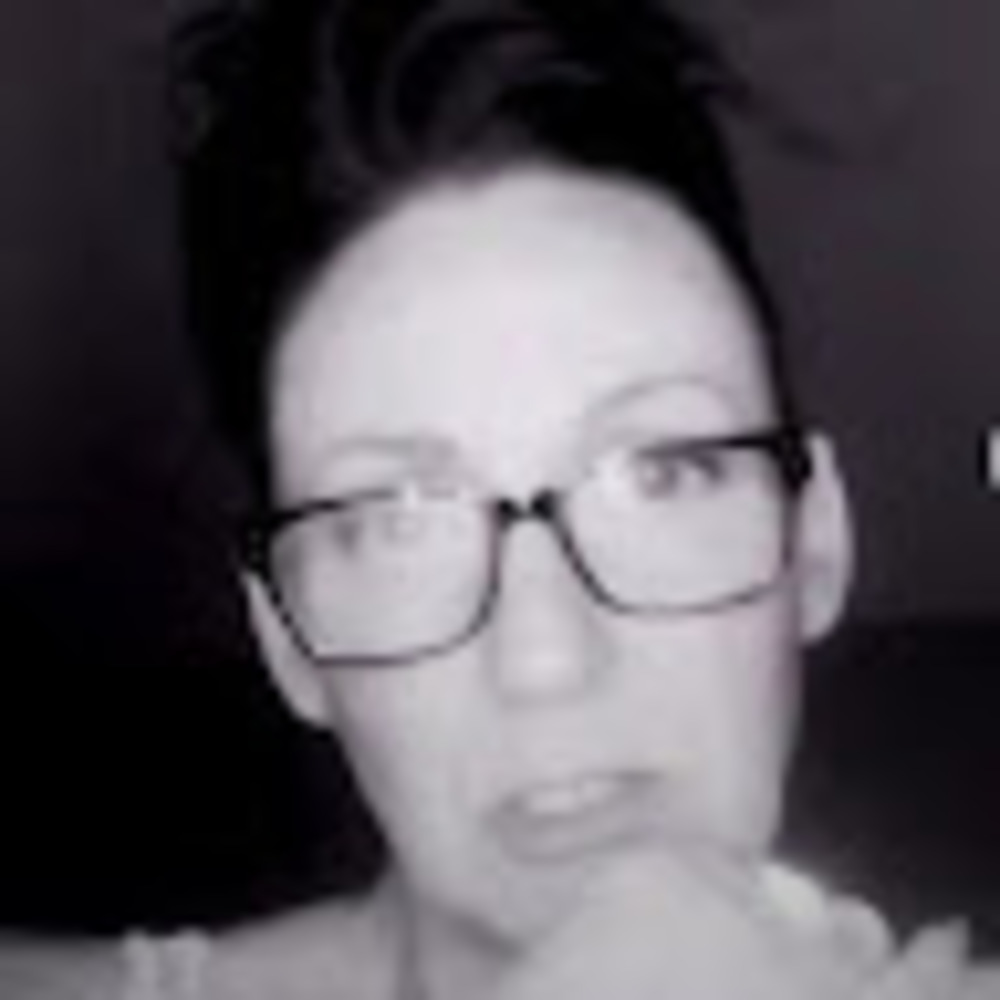 Meet your Posher, Tonya